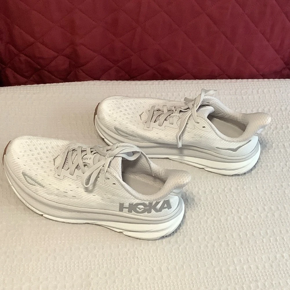 Hoka One One Clifton 9 Women's White Sneakers - Picture 2 of 7